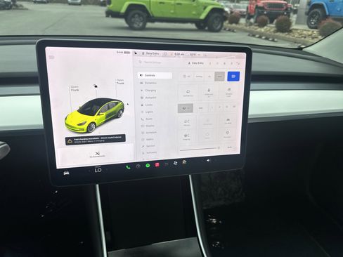 Used 2019 Tesla Model 3 Long Range image 35