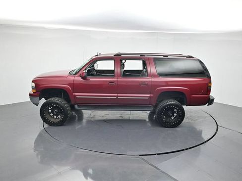 Used 2004 Chevrolet Suburban LT w/ Preferred Equipment Group RWD image 44