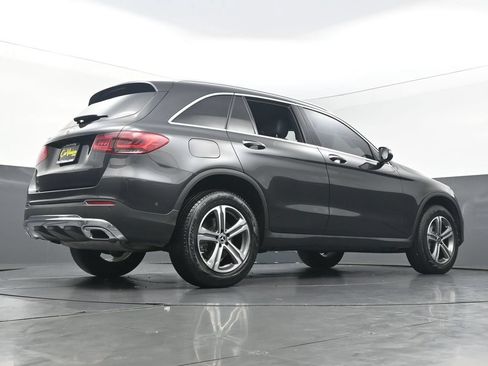 Used 2022 Mercedes-Benz GLC 300 w/ Premium Package Lite image 7