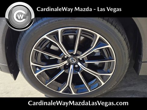 Certified 2025 MAZDA CX-70 Plug-In Hybrid w/ Premium Pkg image 11