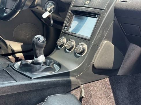Used 2004 Nissan 350Z Touring RWD image 10