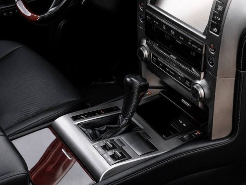 Used 2015 Lexus GX 460 w/ Premium Package AWD/4WD image 30
