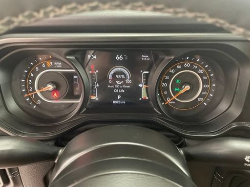 Used 2025 Jeep Gladiator Sport AWD/4WD image 22