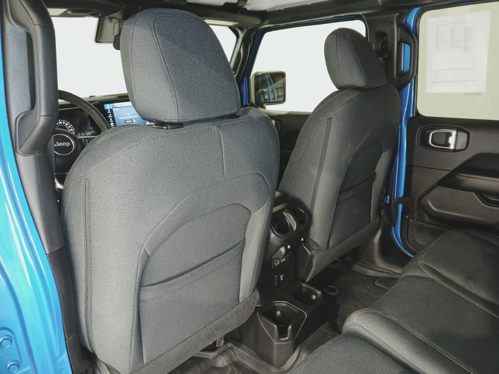 Used 2024 Jeep Wrangler Unlimited Sahara AWD/4WD image 14