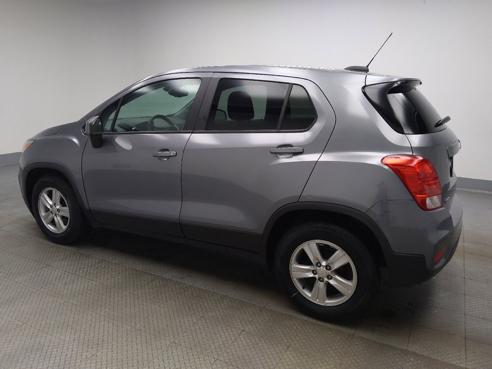 Used 2020 Chevrolet Trax LS w/ Tint and Cruise Package FWD image 3