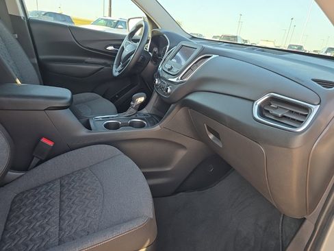 Used 2024 Chevrolet Equinox LT image 15