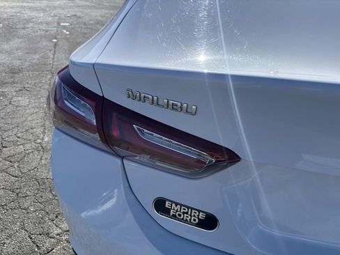 Used 2022 Chevrolet Malibu LT image 5