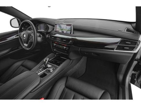 Used 2019 BMW X6 sDrive35i w/ Premium Package RWD image 19