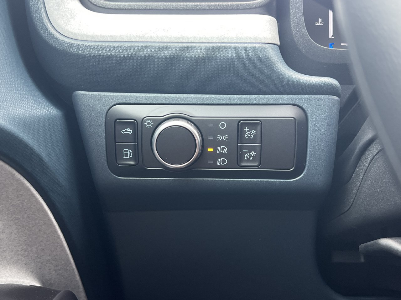 New 2026 Ford Maverick XLT FWD image 13
