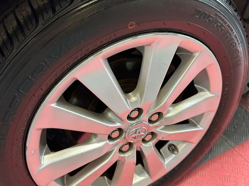 Used 2010 Toyota Corolla S image 29