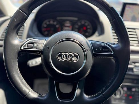 Used 2017 Audi Q3 2.0T Premium Plus w/ Premium Plus Package AWD/4WD image 40