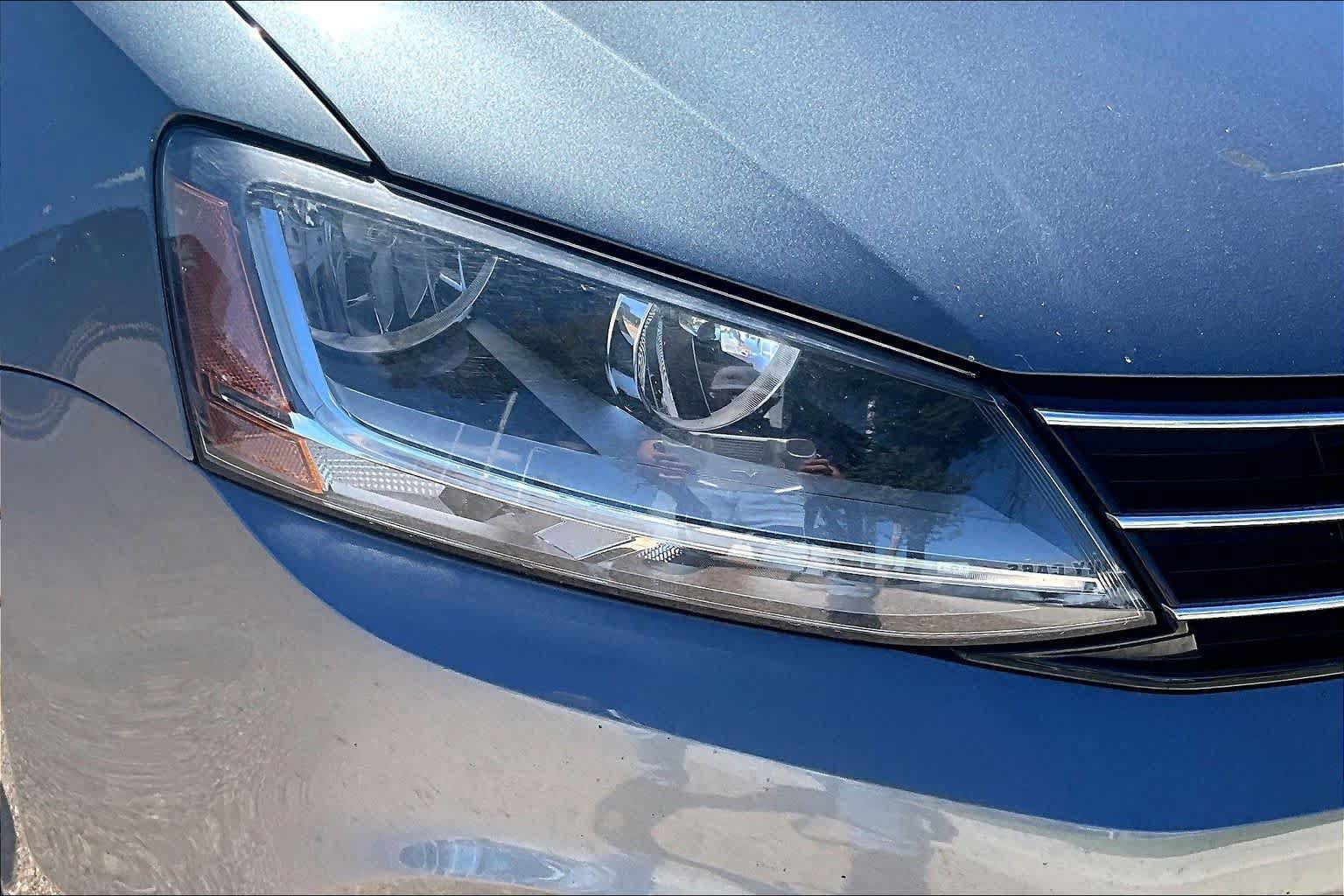 Used 2017 Volkswagen Jetta SE FWD image 33