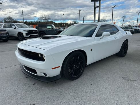 Used 2021 Dodge Challenger R/T Scat Pack w/ Shaker Package image 1