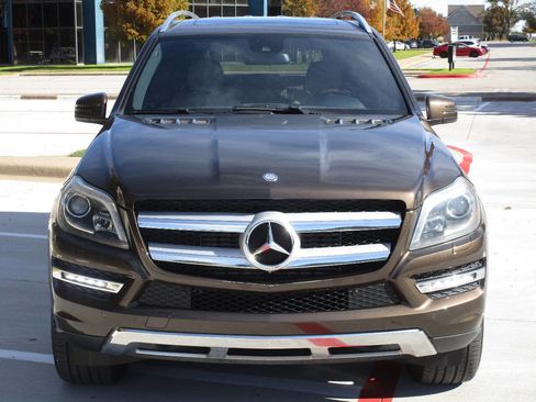Used 2015 Mercedes-Benz GL 320 BlueTEC 4MATIC image 4