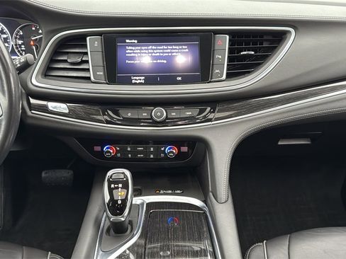 Used 2020 Buick Enclave Avenir w/ Avenir Technology Package image 20