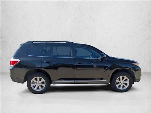 Used 2013 Toyota Highlander SE image 4