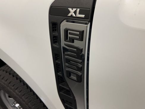 New 2026 Ford F350 XL w/ XL Chrome Package image 28
