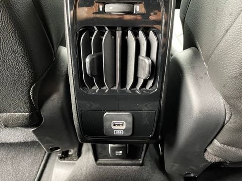 Used 2025 Jeep Compass Limited AWD/4WD image 16