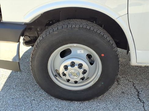New 2025 Chevrolet Express 3500 w/ Power Convenience Package RWD image 22