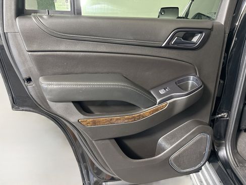Used 2019 Chevrolet Tahoe LT image 25