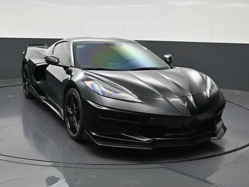 Used 2024 Chevrolet Corvette Stingray Coupe w/ 1LT RWD image 8