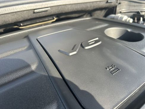 Used 2019 Jeep Grand Cherokee Limited AWD/4WD image 31