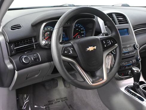 Used 2016 Chevrolet Malibu LS FWD image 12