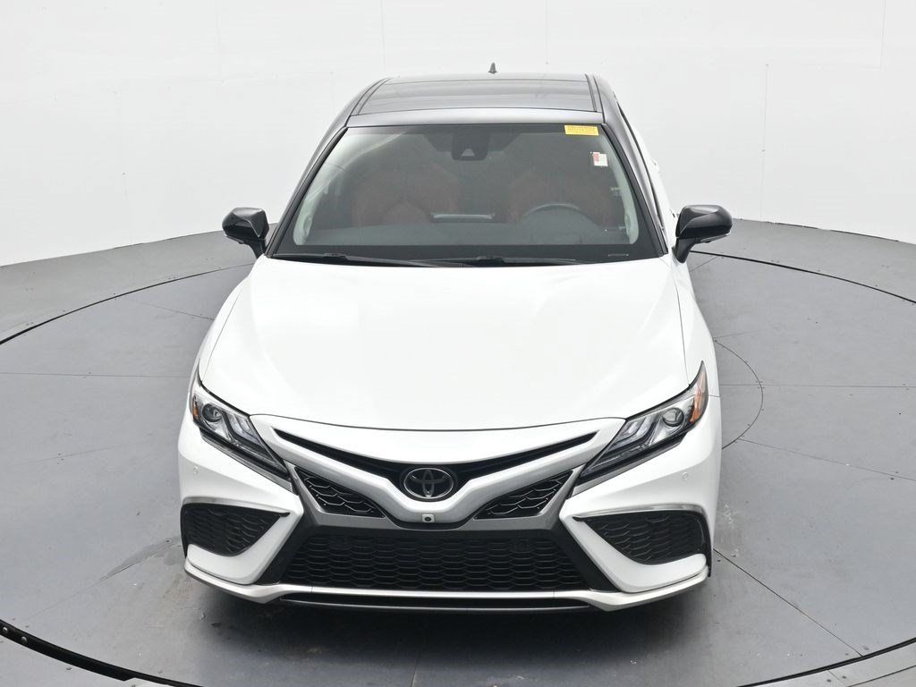 Used 2022 Toyota Camry XSE w/ Navigation Package FWD image 18