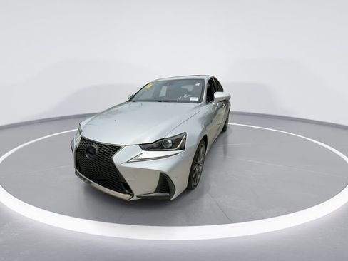 Used 2019 Lexus IS 300 F Sport w/ F Sport Package RWD image 4