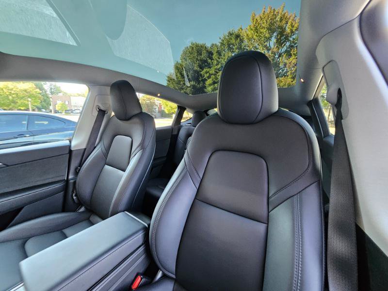 Used 2025 Tesla Model Y Long Range AWD/4WD image 38