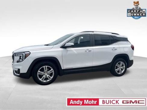 Used 2024 GMC Terrain SLE w/ Driver Convenience Package FWD image 14