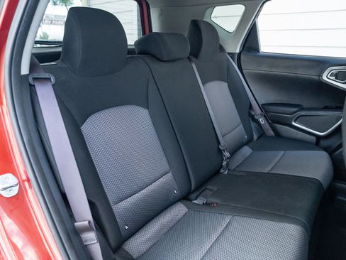 Used 2021 Kia Soul LX FWD image 20