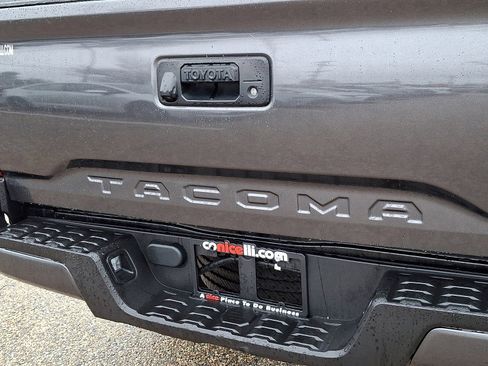 Certified 2023 Toyota Tacoma SR w/ SR Convenience Package image 29