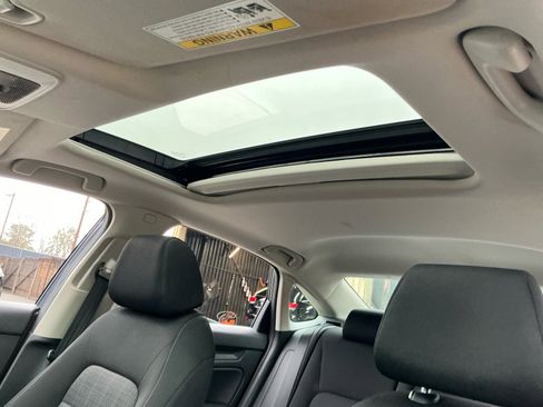 Used 2023 Honda Civic EX image 29