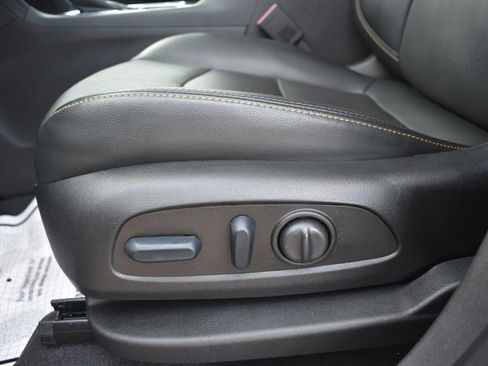 Used 2023 Chevrolet Equinox Premier w/ LPO, Floor Liner Package image 15