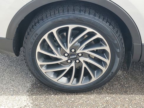 Certified 2020 Lincoln Nautilus Reserve w/ Equipment Group 201A AWD/4WD image 7