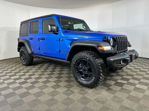 Used 2023 Jeep Wrangler Unlimited w/ Cold Weather Group image 2