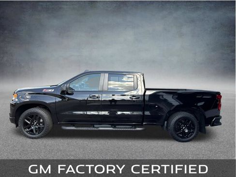 Used 2023 Chevrolet Silverado 1500 RST AWD/4WD image 2