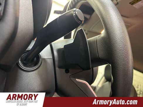 Used 2024 Nissan Rogue S image 11