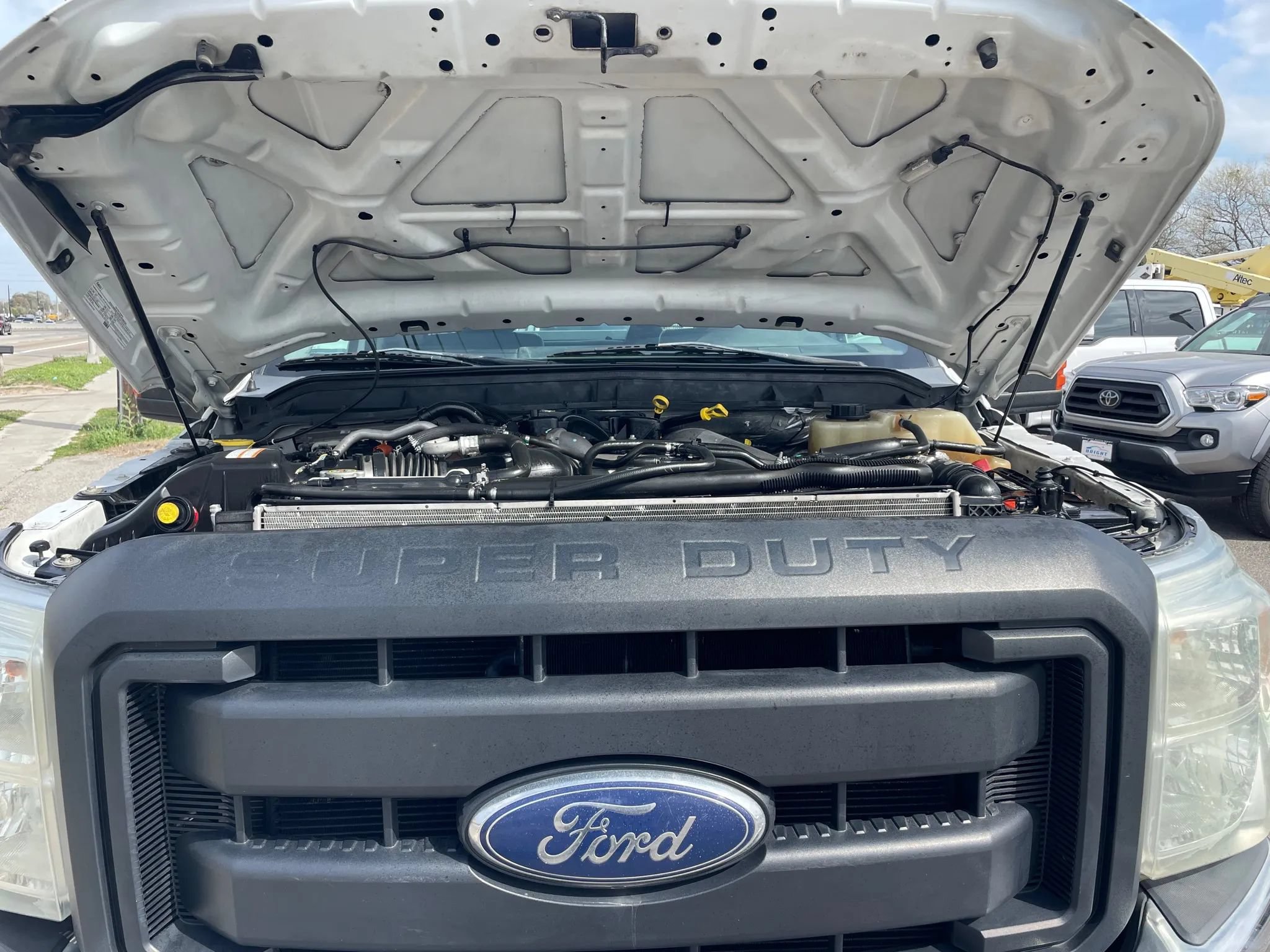 Used 2015 Ford F250 XL w/ Power Equipment Group AWD/4WD image 11