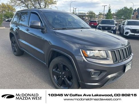 Used 2015 Jeep Grand Cherokee Altitude AWD/4WD image 2