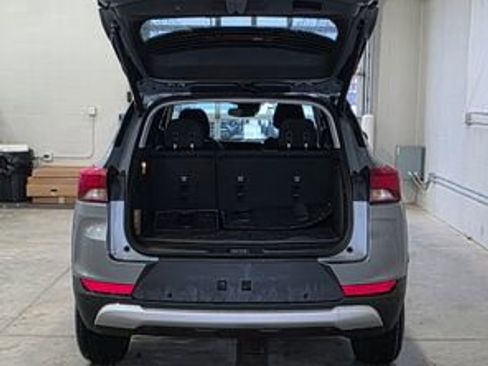 New 2026 Chevrolet TrailBlazer LT w/ Convenience Package image 5