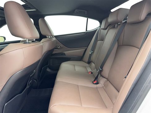Used 2023 Lexus ES 350 w/ Premium Package image 44