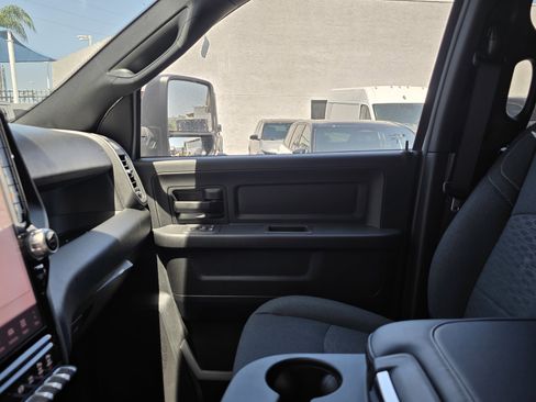 New 2026 RAM 3500 Tradesman AWD/4WD image 8