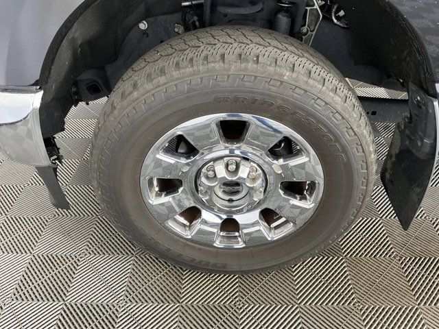 Used 2023 Ford F350 Lariat w/ Lariat Ultimate Package AWD/4WD image 7