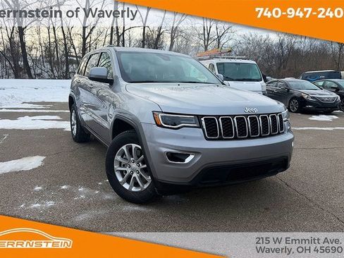 Used 2021 Jeep Grand Cherokee Laredo X image 1