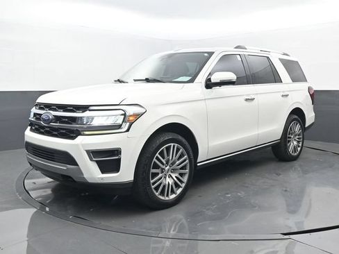 Used 2022 Ford Expedition Limited AWD/4WD image 25