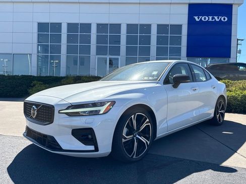 Certified 2024 Volvo S60 B5 Core w/ Climate Package AWD/4WD image 36