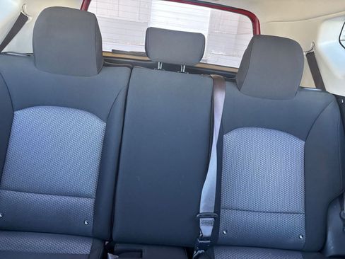 Used 2025 Kia Soul LX w/ LX Technology Package FWD image 36