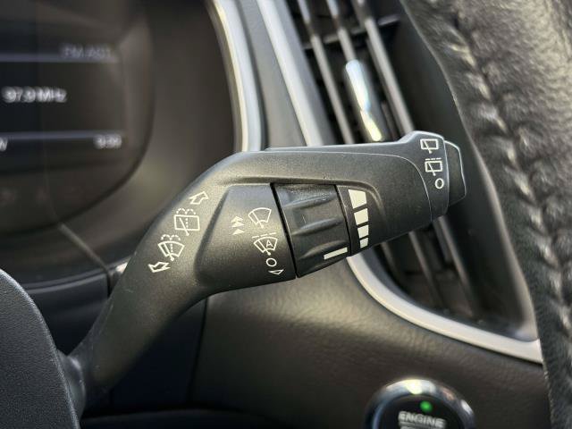Used 2019 Ford Edge SEL w/ Equipment Group 201A AWD/4WD image 22
